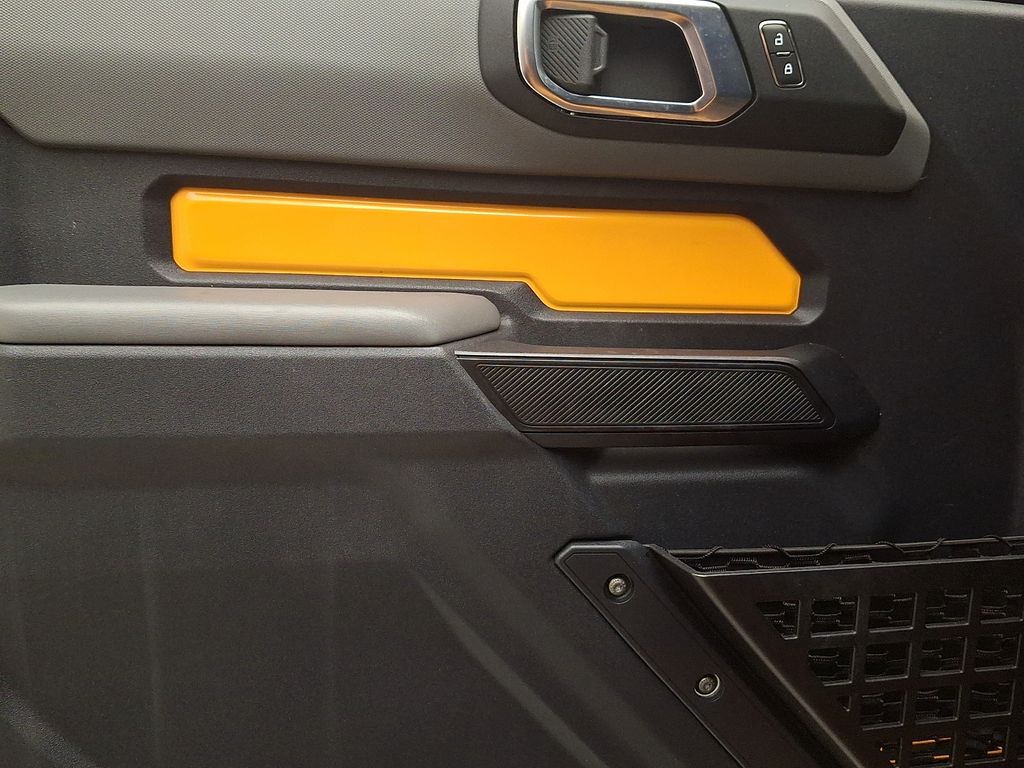 Thumbnail: 2022 Ford Bronco - 12