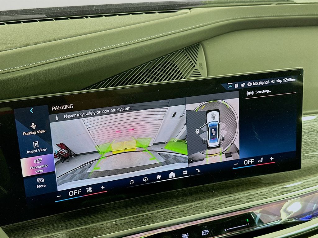 Thumbnail: 2025 BMW 7 Series - 13