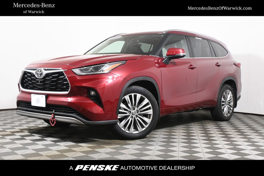 Pearl 2022 Toyota Highlander SUV / Crossover All-Wheel Drive 8-Speed Automatic