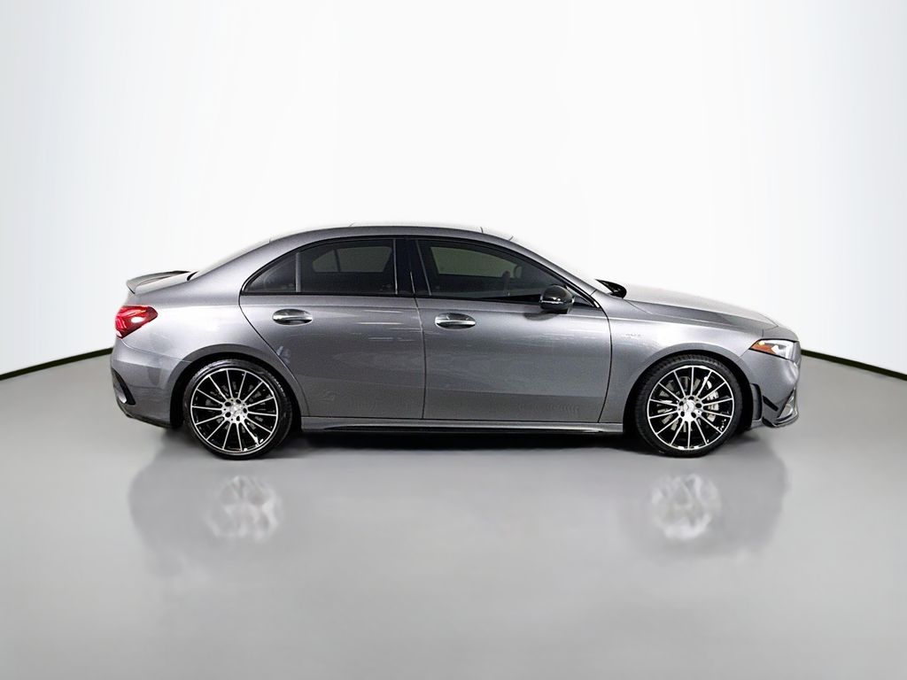 Thumbnail: 2021 Mercedes-Benz A-Class - 4