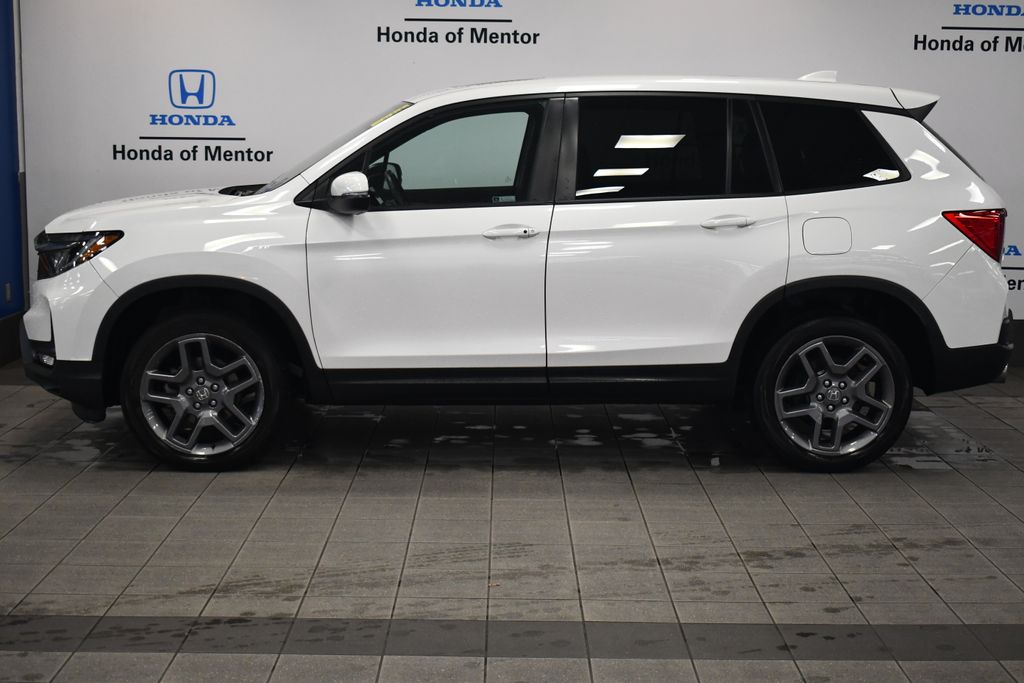 Thumbnail: 2023 Honda Passport - 4