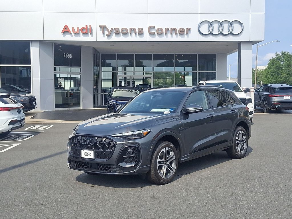 Thumbnail: 2026 Audi Q5 - 1