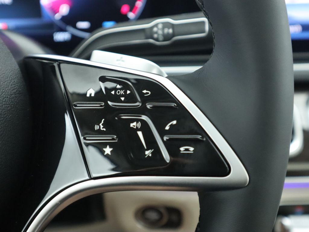 Thumbnail: 2025 Mercedes-Benz GLE - 13