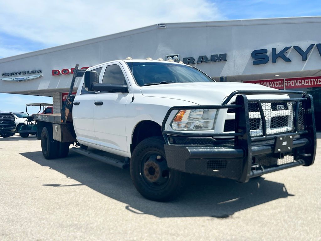 Bright White Clearcoat 2015 RAM 3500 Chassis Tradesman Crew Cab RWD Pickup Truck 4X2 6-Speed Automatic