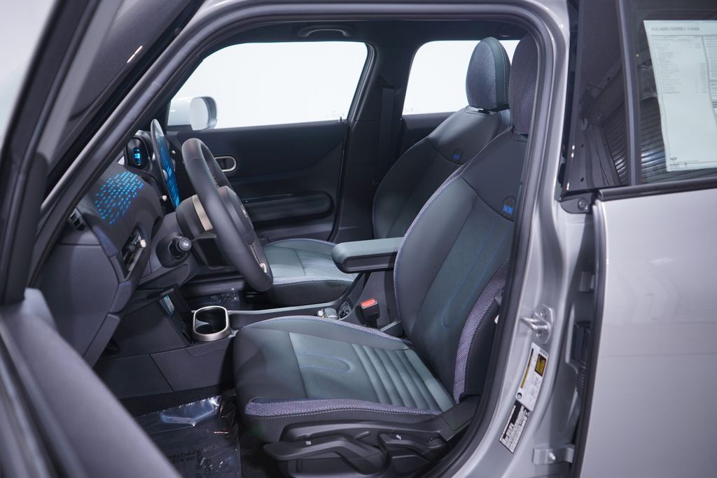 Thumbnail: 2026 MINI Cooper - 7