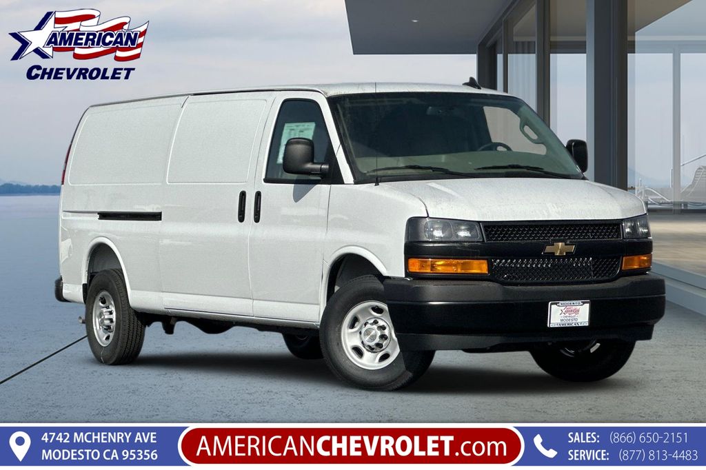 2025 Chevrolet Express Cargo 3500 RWD