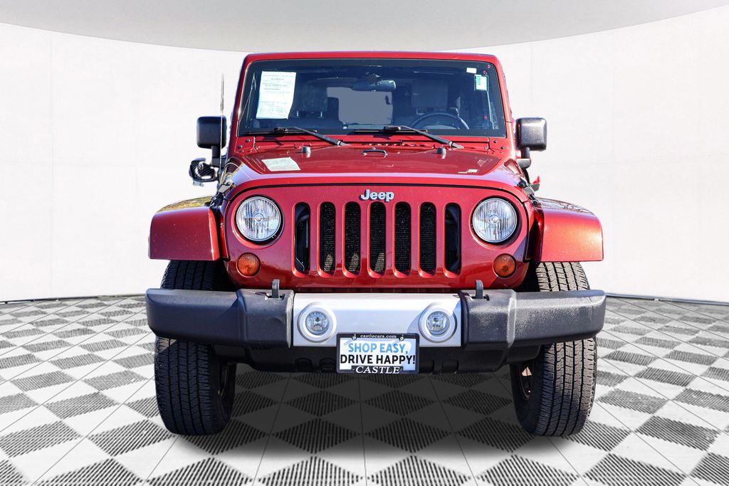 2010 Jeep Wrangler Sahara 5