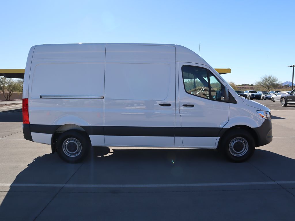 2025 Mercedes-Benz Sprinter 2500 4