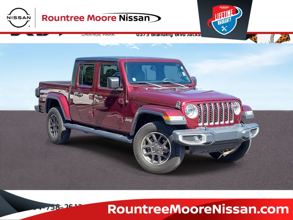 Snazzberry Pearlcoat 2021 Jeep Gladiator Pickup Truck Four-Wheel Drive 8-Speed Automatic