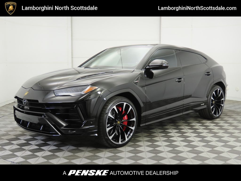 2024 Lamborghini Urus S's photo