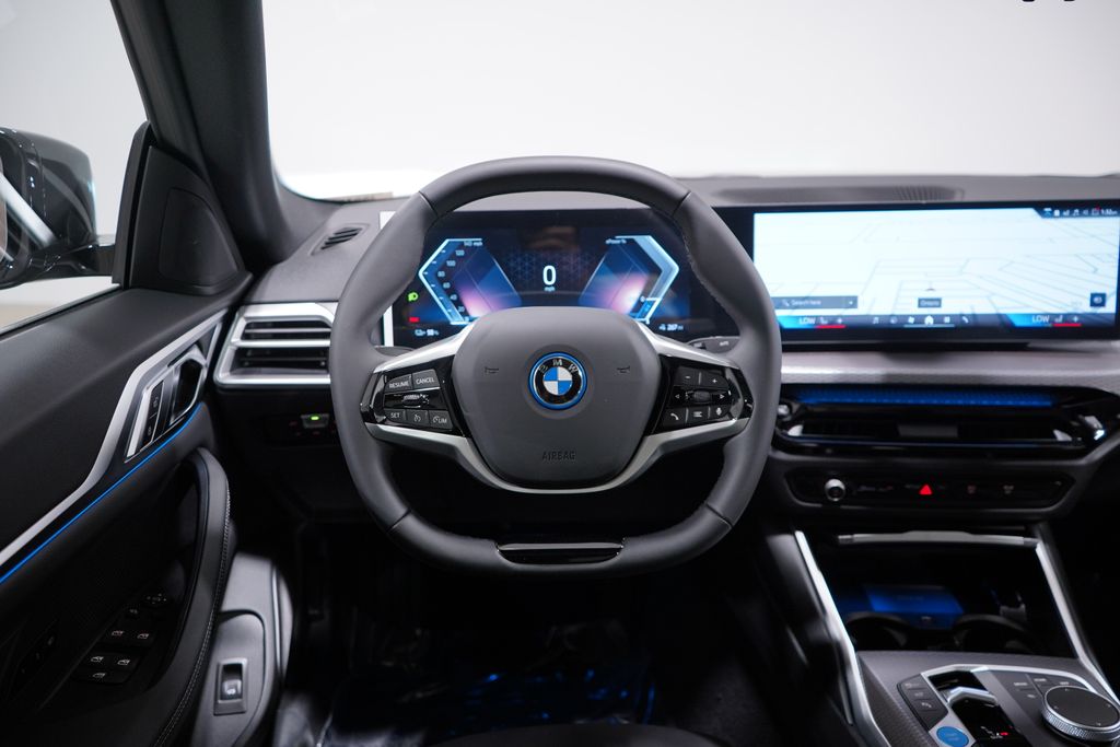 2025 BMW i4 eDrive40 11