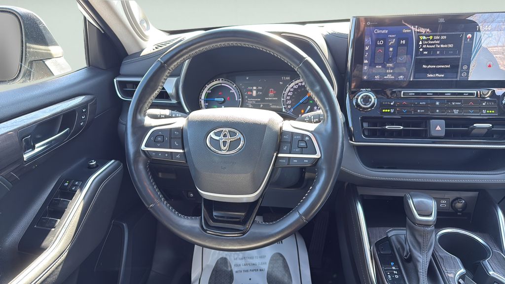 2022 Toyota Highlander Hybrid