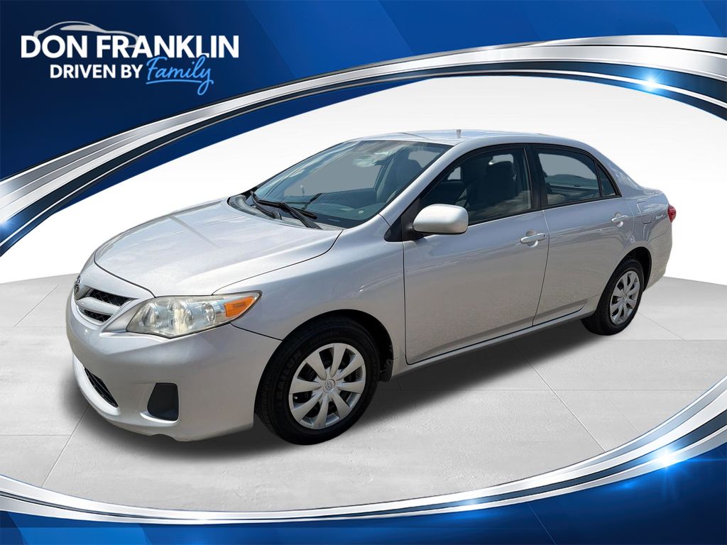  2011 Toyota Corolla LE   