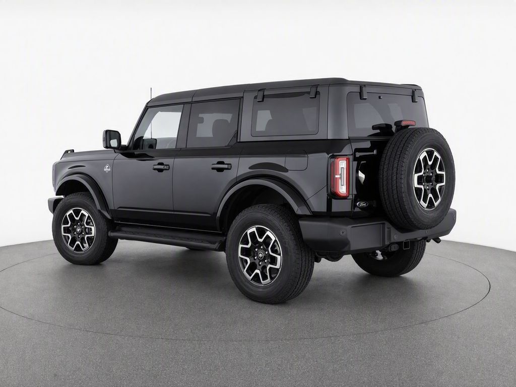 New 2026 Shadow Black Ford Outer Banks® image 4