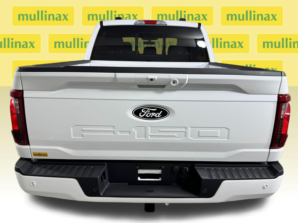 New 2026 White Ford XLT image 16