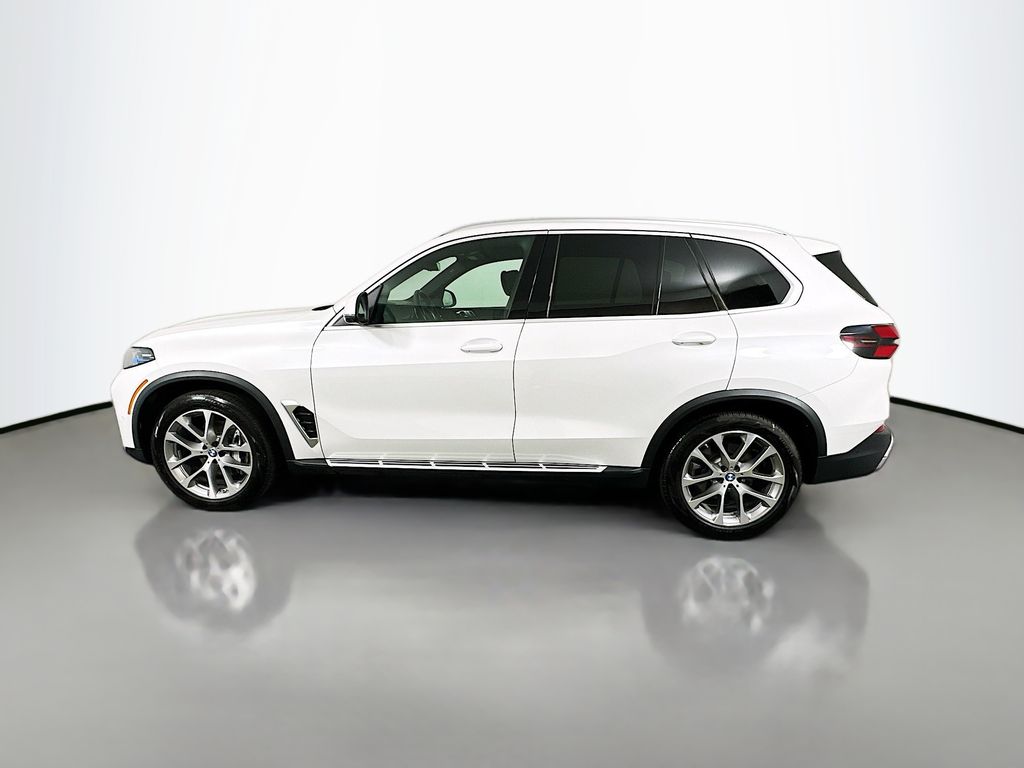 Thumbnail: 2024 BMW X5 - 8