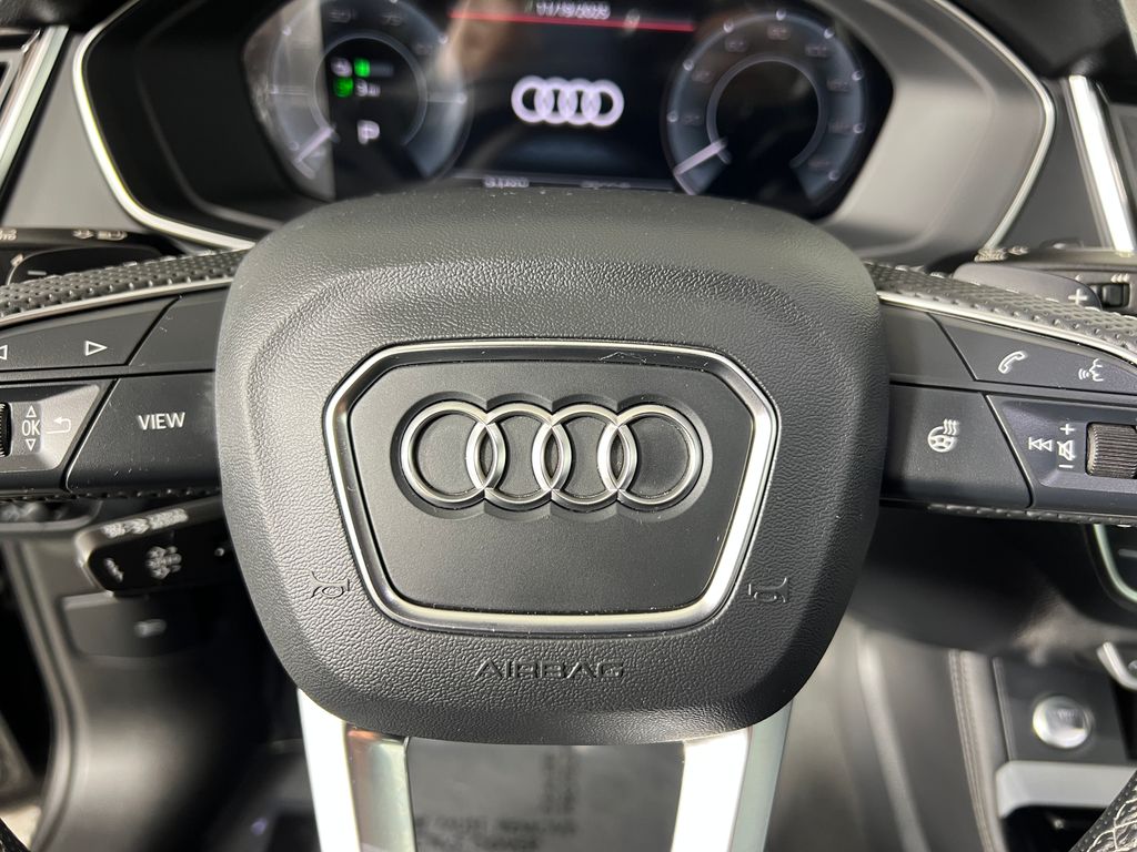 Thumbnail: 2023 Audi Q5 - 19