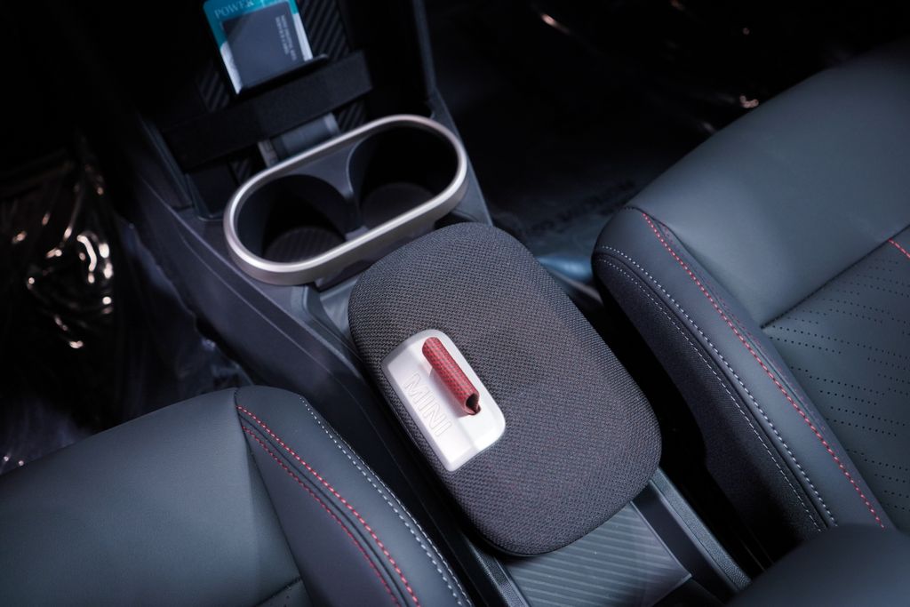 Thumbnail: 2026 MINI Cooper - 12