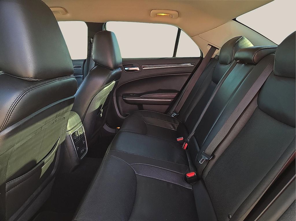 Used 2019 Chrysler 300 For Sale in Farmington, AR