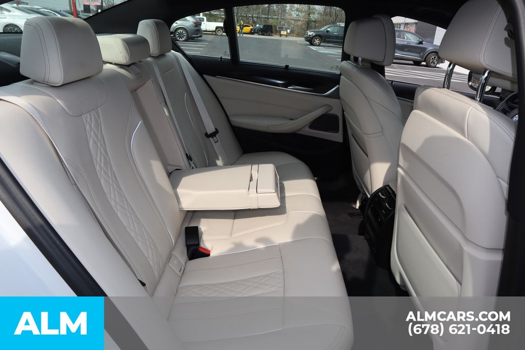 Used 2023 White BMW 540i xDrive image 23