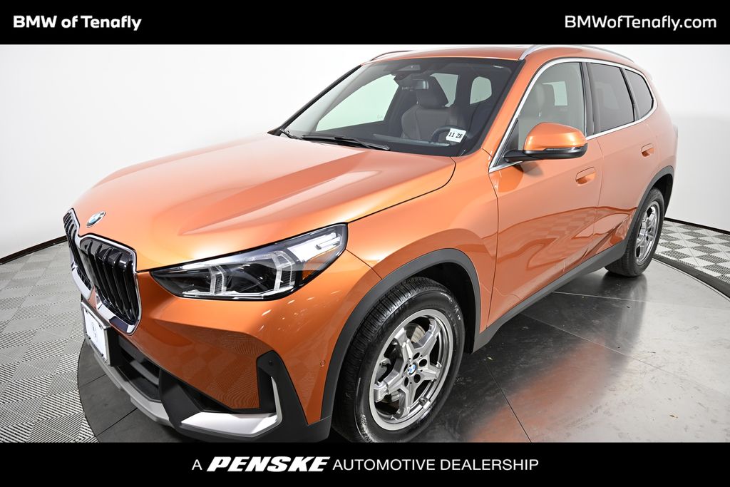 Thumbnail: 2023 BMW X1 - 1