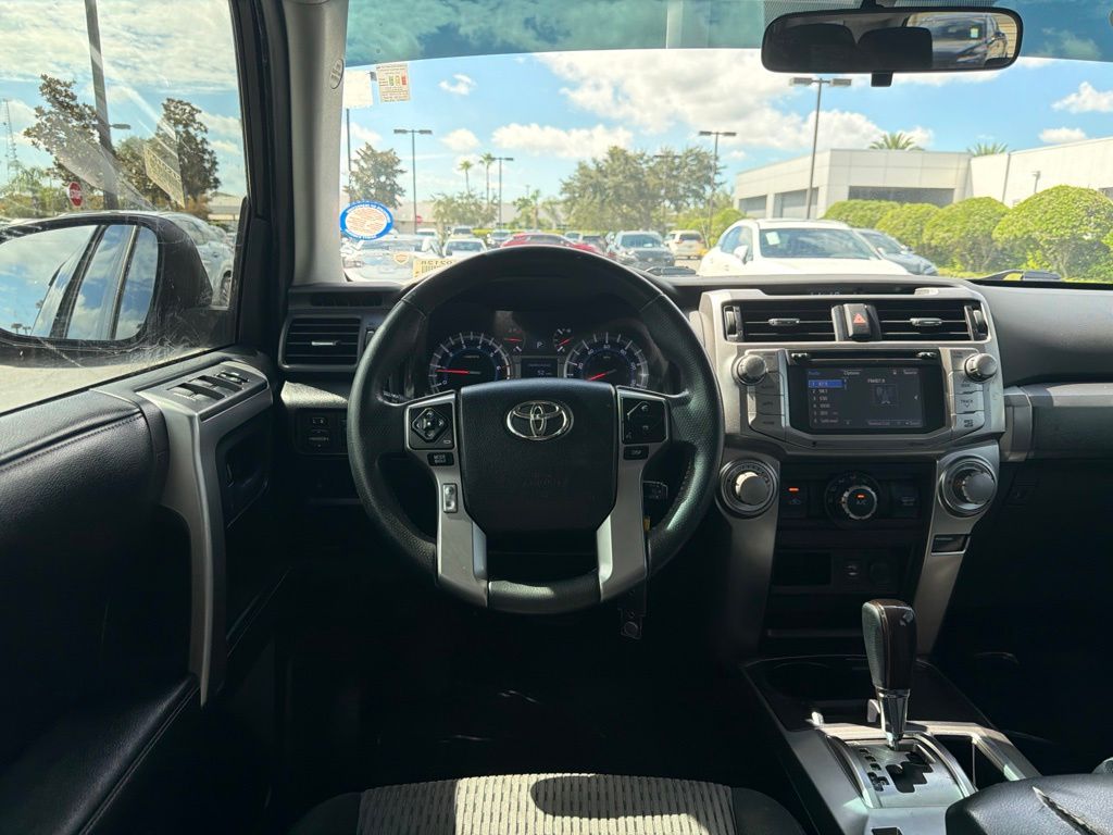 Thumbnail: 2015 Toyota 4Runner - 20