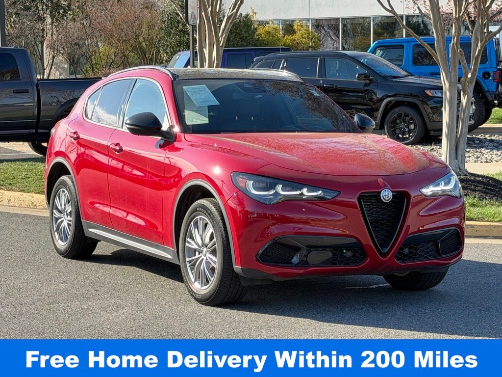 2024 Alfa Romeo Stelvio Sprint AWD