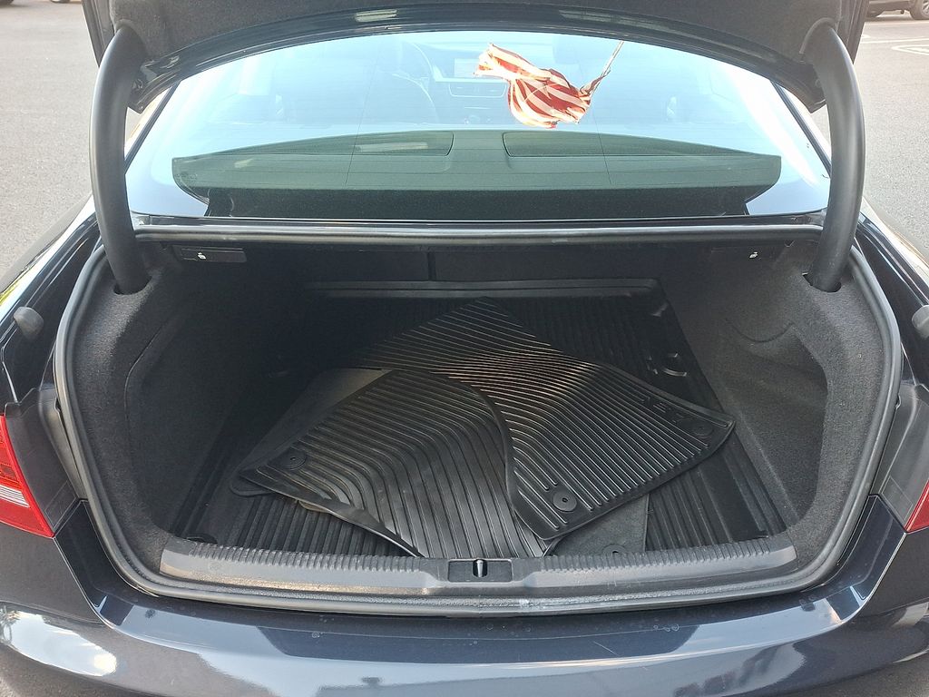 Thumbnail: 2012 Audi A5 - 29