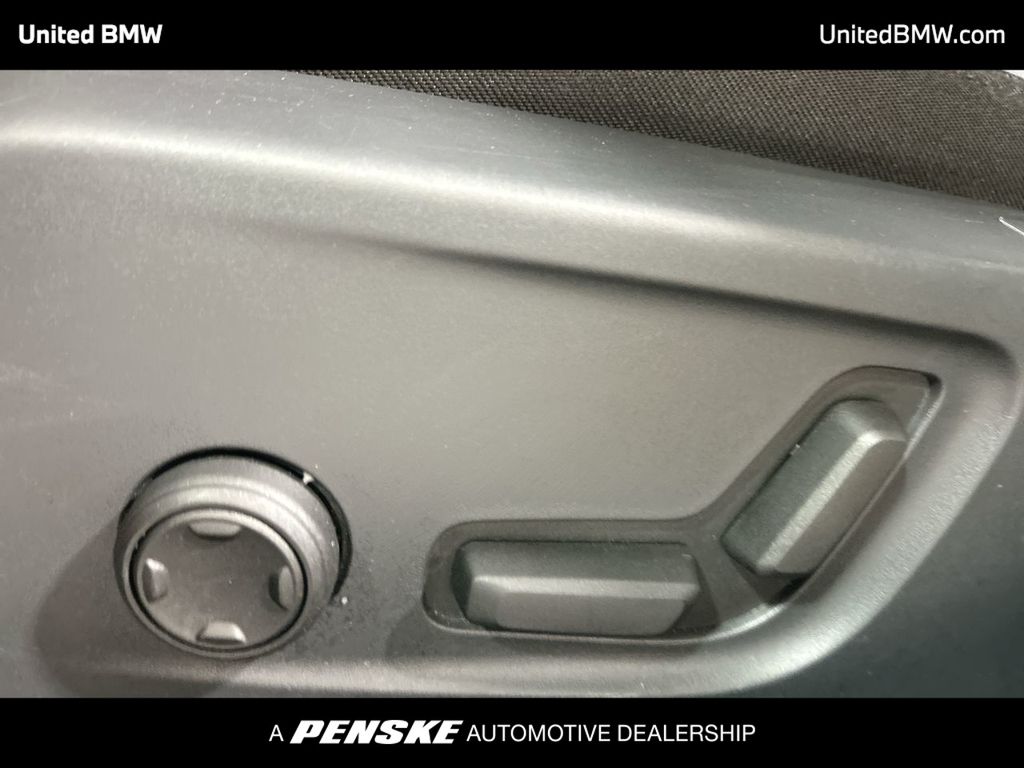 Thumbnail: 2022 Polestar 2 - 12