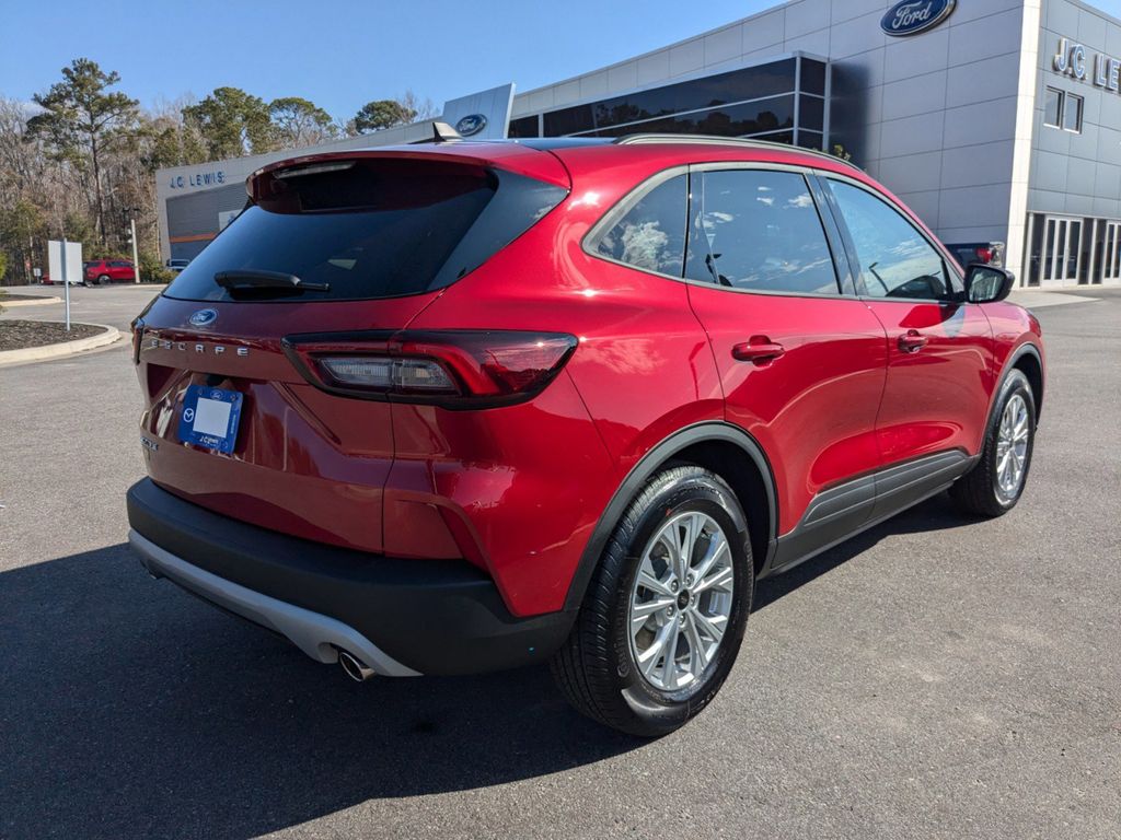 2025 Ford Escape Active