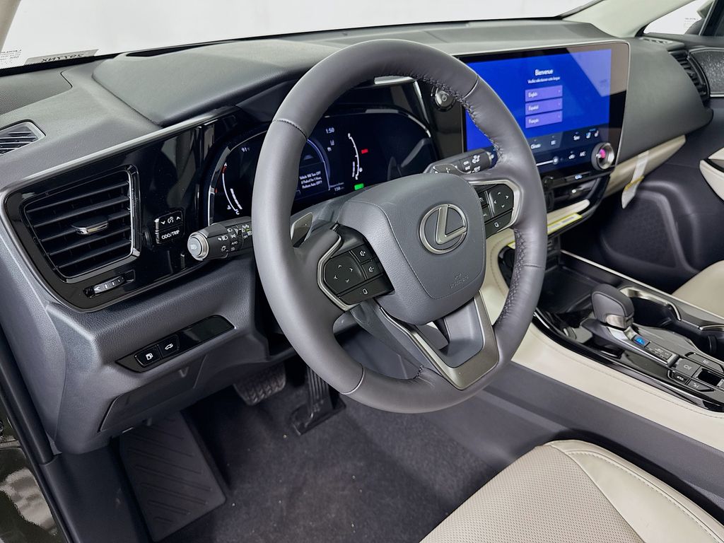 2025 Lexus NX Hybrid 350h Luxury 9