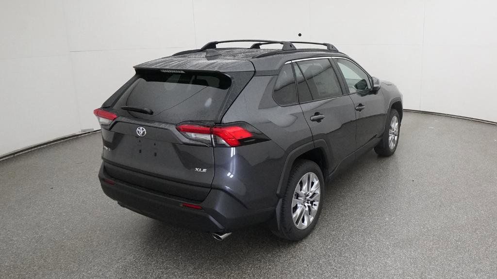 Thumbnail: 2025 Toyota RAV4 - 32