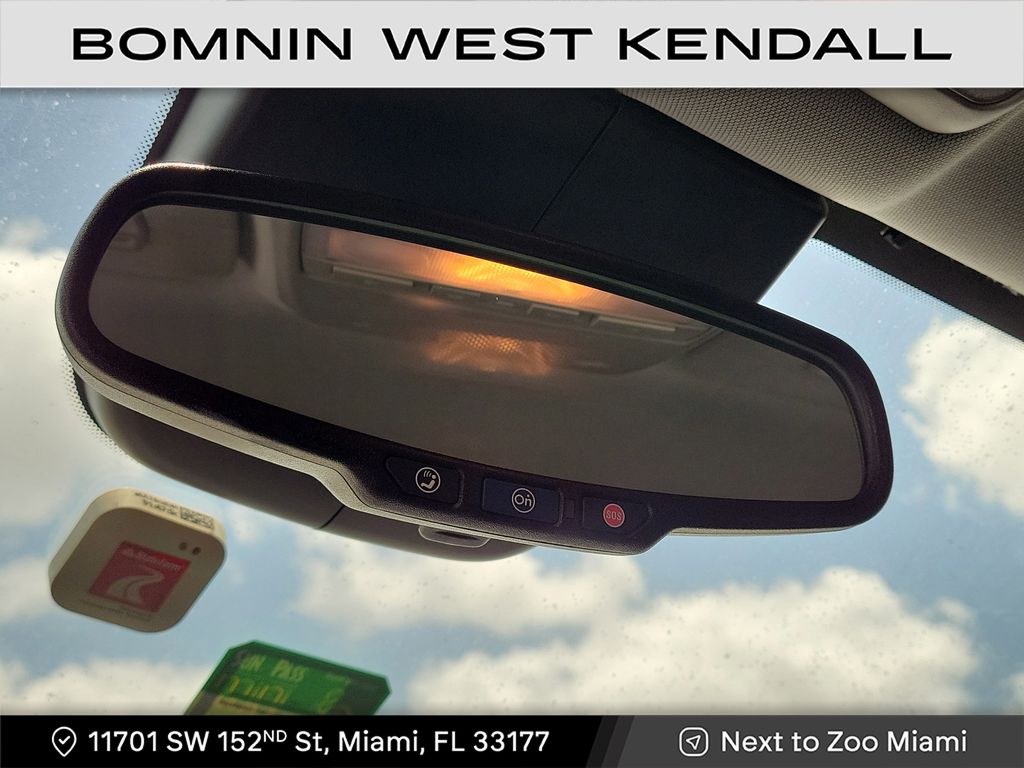 2020 Chevrolet Trax LS photo