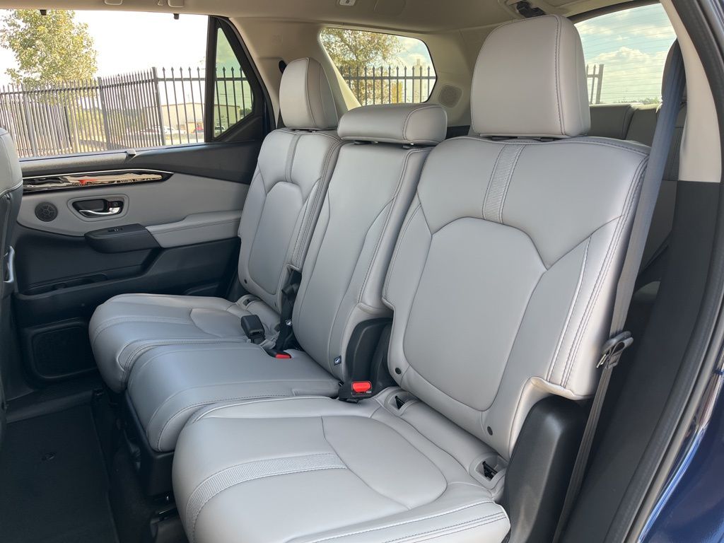 Thumbnail: 2025 Honda Pilot - 14