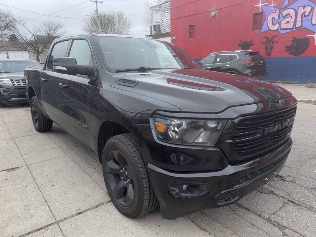 View vehicle photo 3
