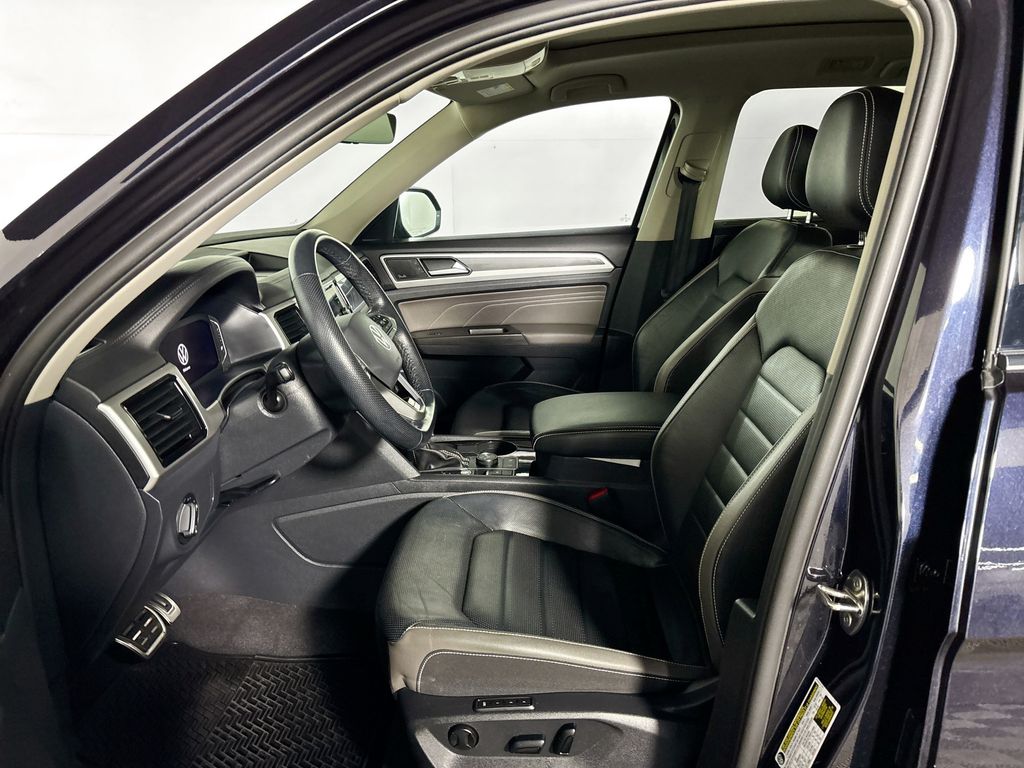 2023 Volkswagen Atlas 3.6L V6 SEL Premium R-Line