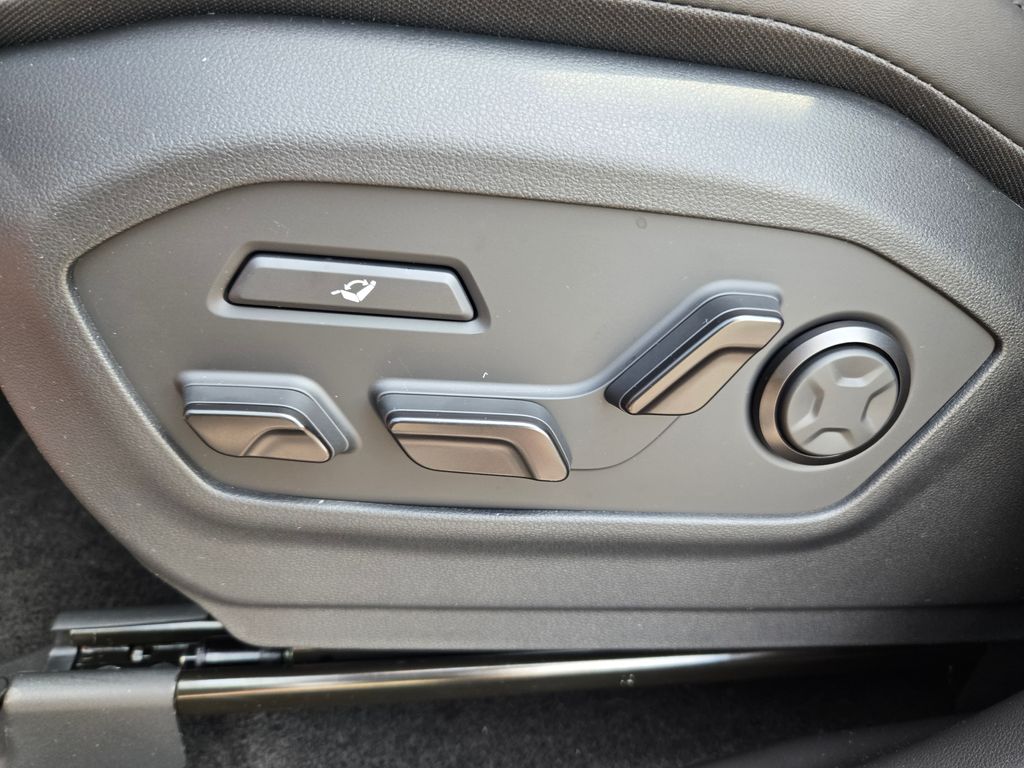 2025 Hyundai Santa Fe Calligraphy 18