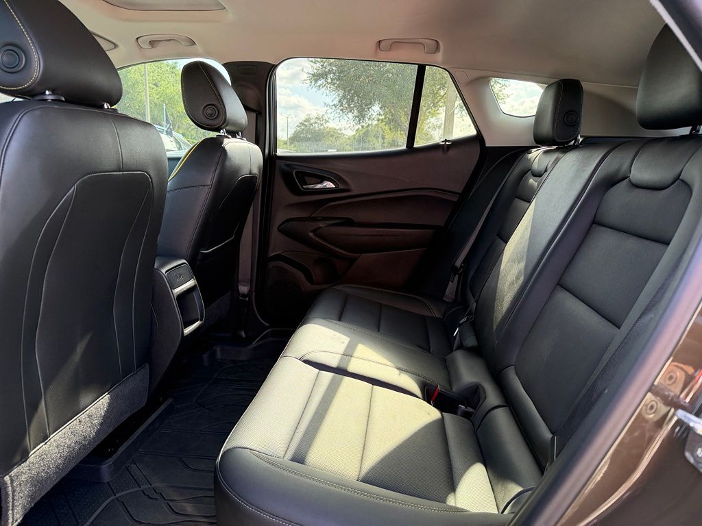 Used 2024 Chevrolet Trax SUV