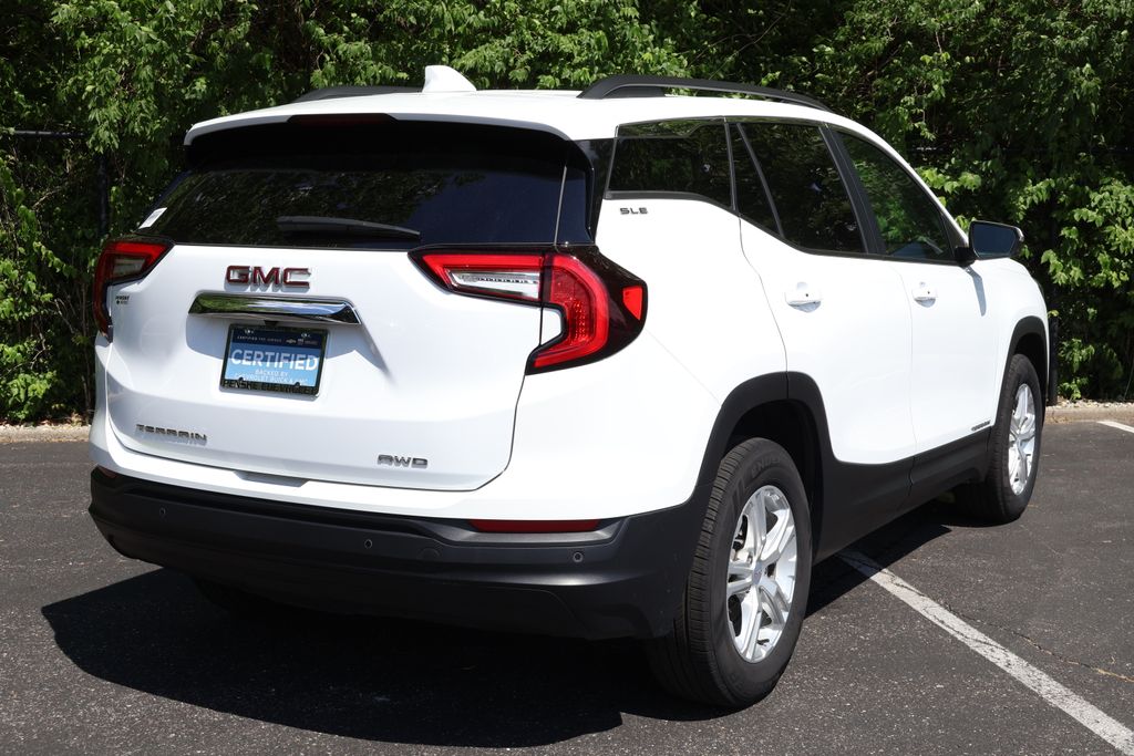 2023 GMC Terrain SLE 10