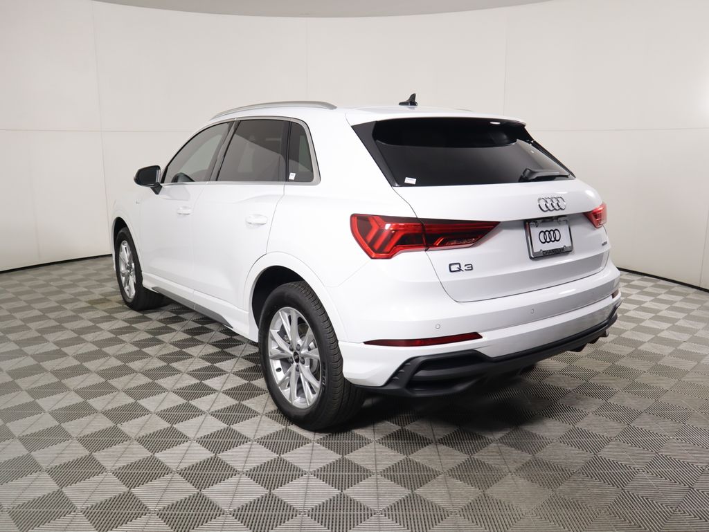 Thumbnail: 2025 Audi Q3 - 7