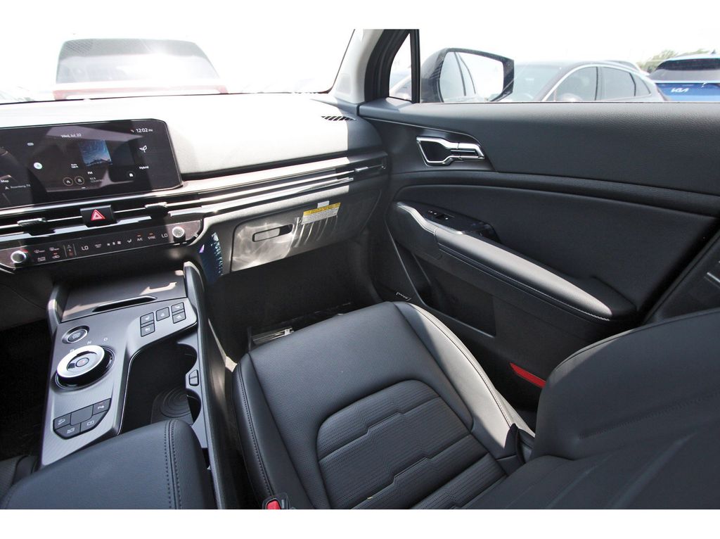 New 2026 Kia Sportage Hybrid SUV