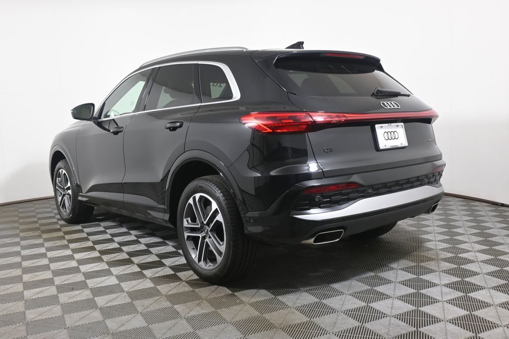 Thumbnail: 2025 Audi Q5 - 5