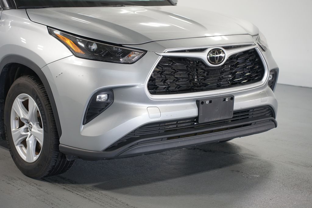 Thumbnail: 2024 Toyota Highlander - 4