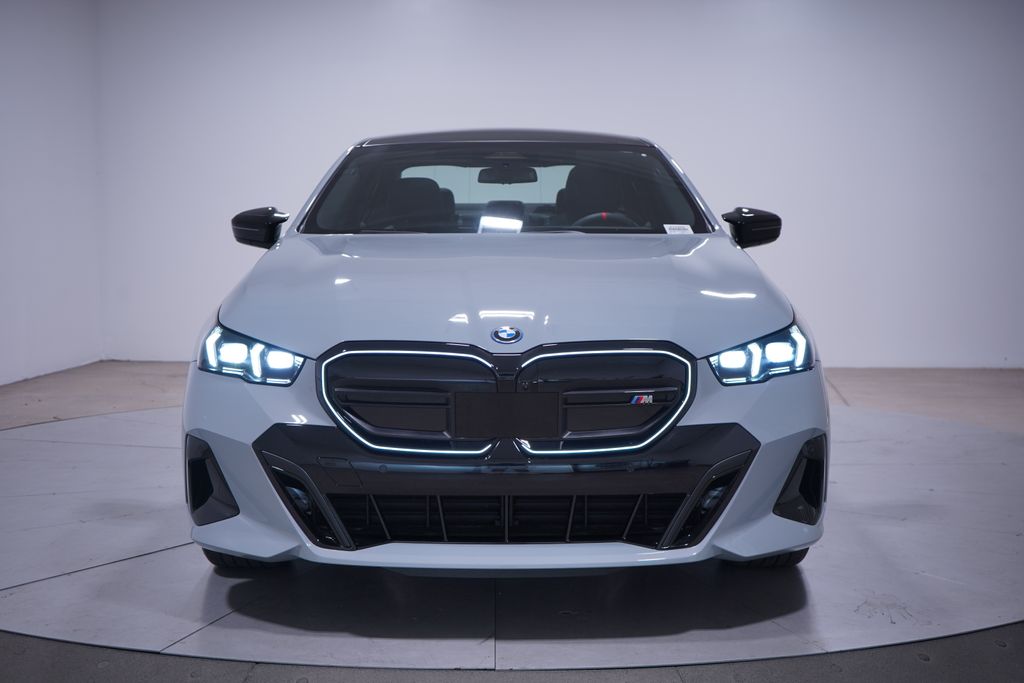 2024 BMW i5 M60 4