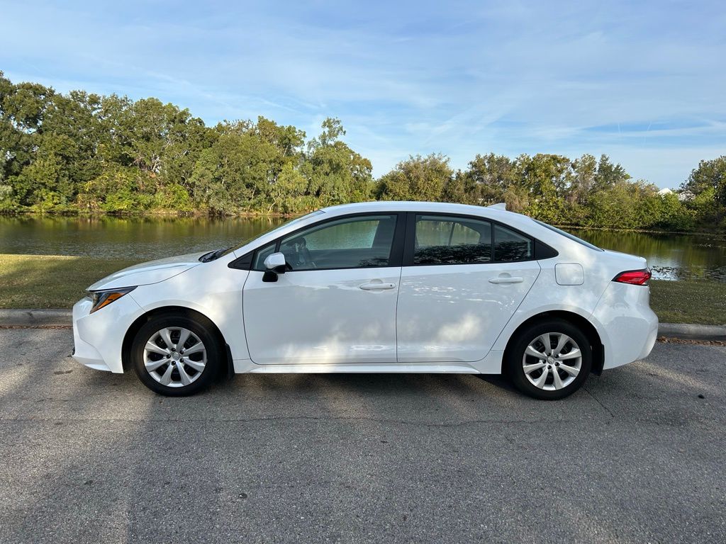 Thumbnail: 2025 Toyota Corolla - 2