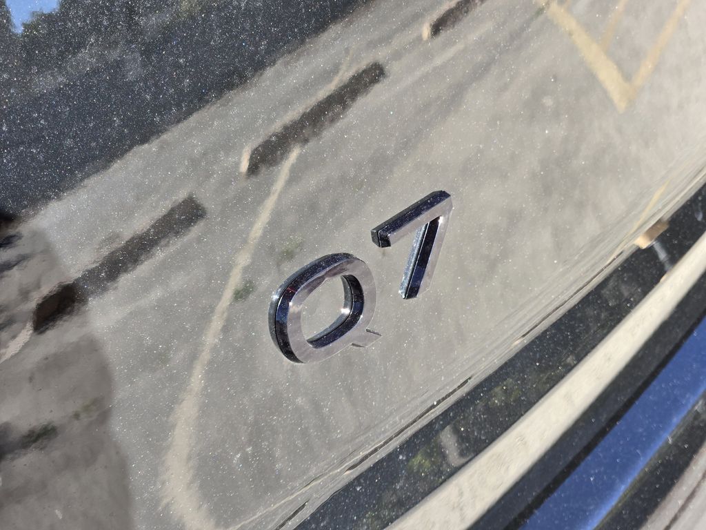 new 2026 Audi Q7 car, priced at $73,140