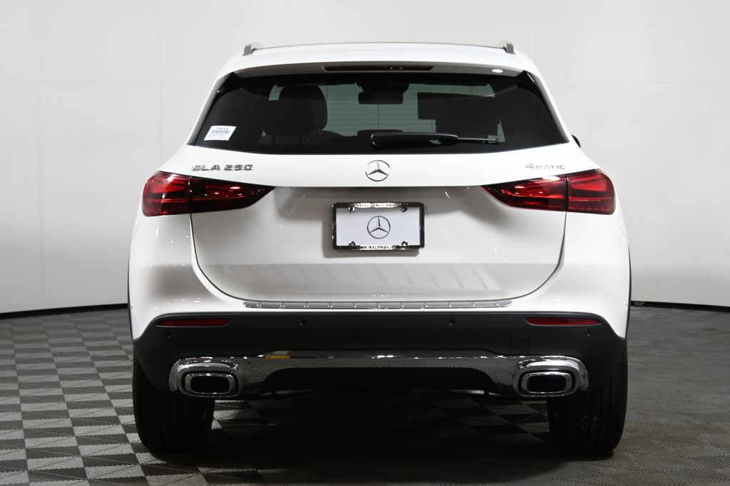 Thumbnail: 2026 Mercedes-Benz GLA - 6