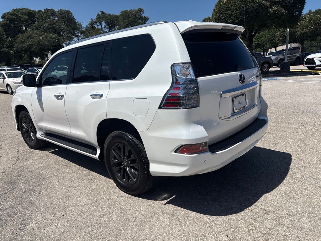 Thumbnail: 2023 Lexus GX - 3