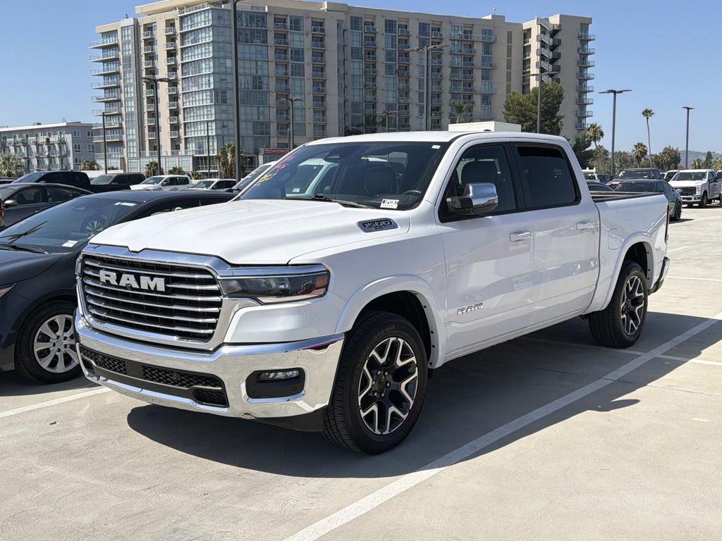 Bright White Clearcoat 2025 RAM 1500 Pickup Truck Four-Wheel Drive 8-Speed Automatic