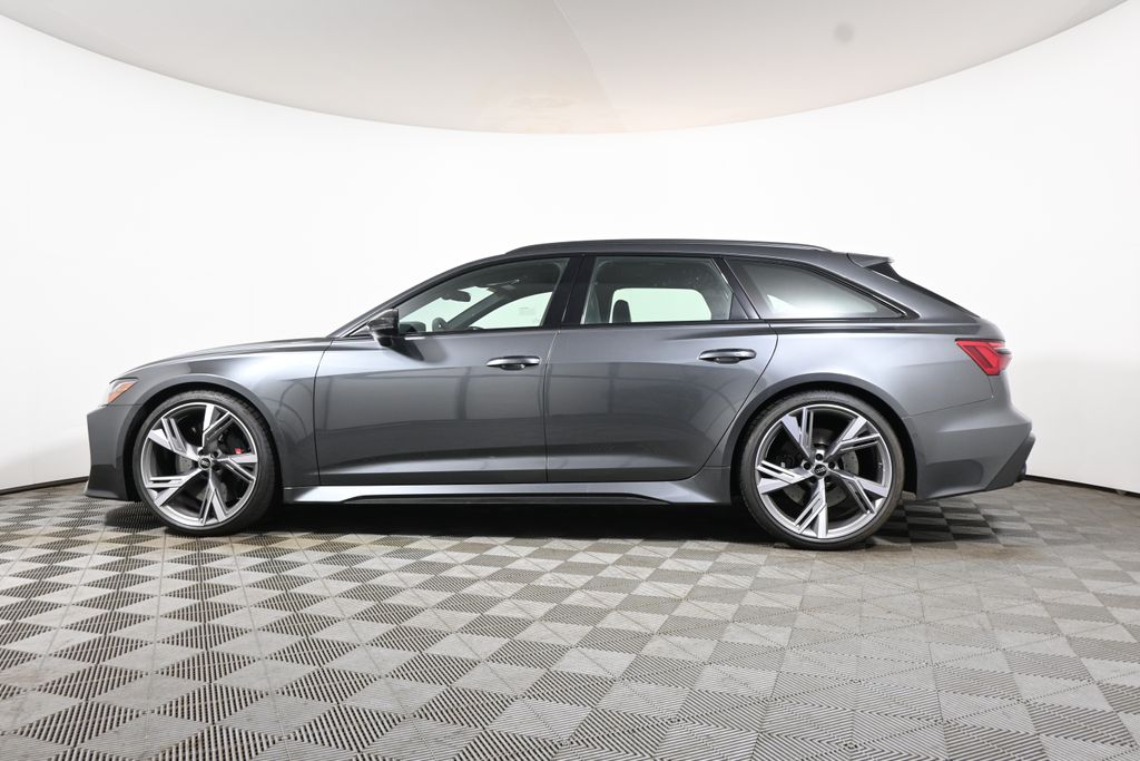 Thumbnail: 2023 Audi RS 6 - 2